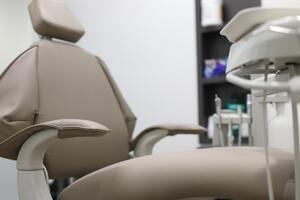 Photo by Fitusm Assefa: https://www.pexels.com/photo/white-and-gray-hospital-chair-532786/